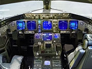 Cockpit of United Airlines 777