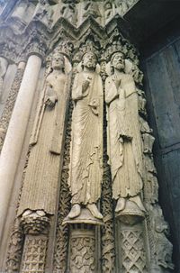 Jamb statues of Old Testament queen and two kings
