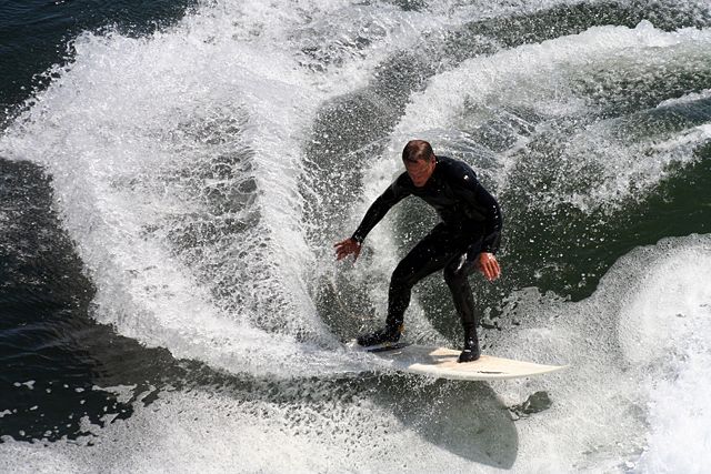 Image:Surfer in california 2.JPG