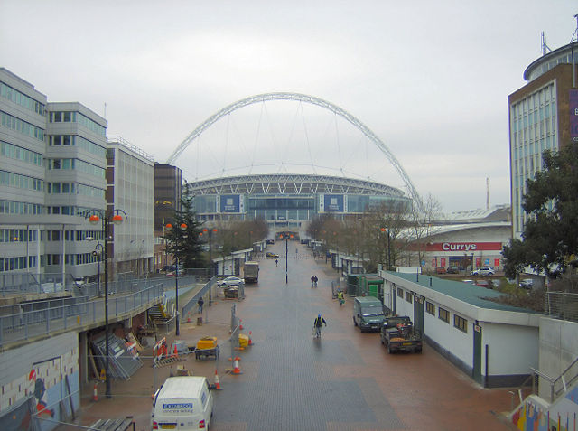 Image:Wembley Stadium down Wembley Way.jpg