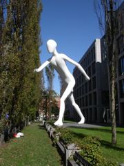 A statue dedicated to the "walking man".