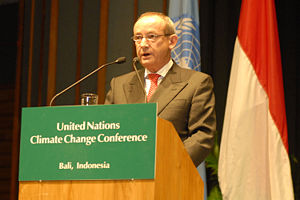 Secretary of UNFCCC Yvo de Boer opens the United Nations Climate Change Conference on December 3, 2007, in Bali Indonesia.