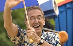 Here Bob (Bob McGrath) appears at Sesame Place in 2007. McGrath performed various songs, signed autographs, and appeared in the theme park's daily parade, as seen.