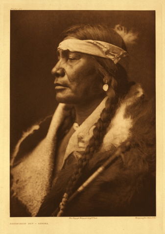 Image:Edward S. Curtis Collection People 013.jpg