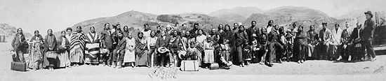 Panoramic view of California Indians in 1916.