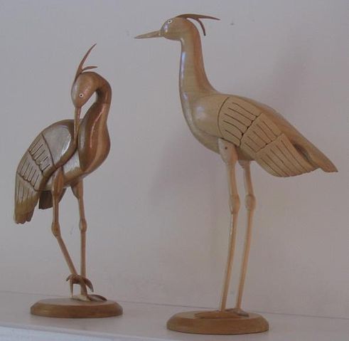Image:Woodcarvings of cranes.jpg