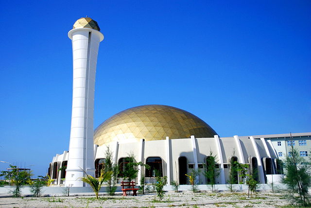 Image:Mosque of Hulhumalé.jpg