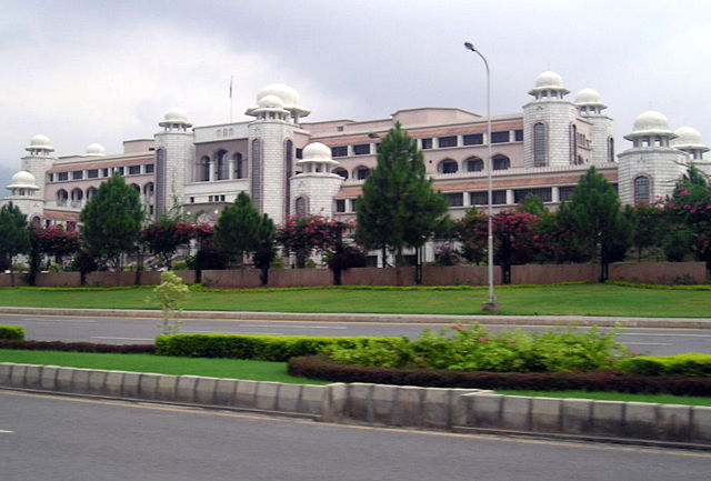 Image:House of the Prime Minister of Pakistan in Islamabad.jpg