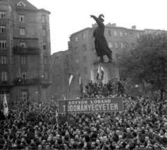 Popular demonstration under the Bem Statue on October 23, 1956