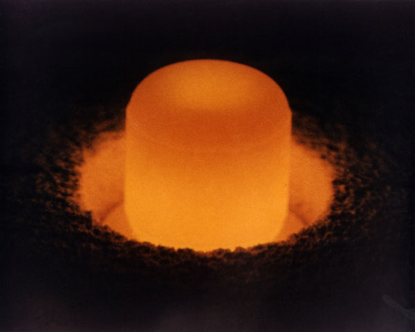 Image:Plutonium pellet.jpg