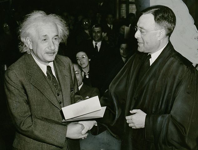 Image:Citizen-Einstein.jpg