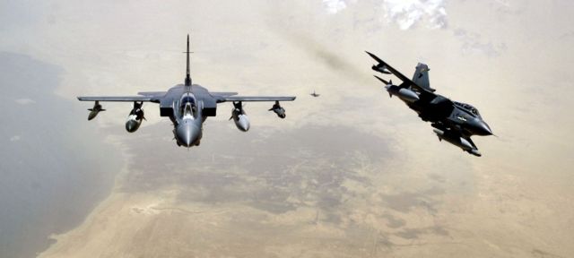 Image:Tornado GR4s, 617 Squadron 2006.jpg