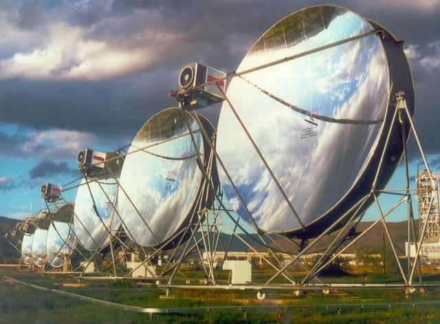 Image:Dish Stirling Systems of SBP in Spain.JPG