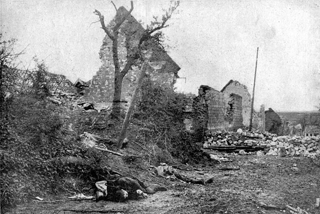 Image:Capture of Carency aftermath 1915 1.jpg