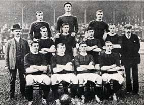 The Manchester United team at the start of the 1905–06 season in which they were runners up in Division 2 and promoted