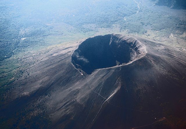 Image:Vesuvius from plane.jpg