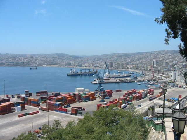 Image:Porto de Valparaiso - Chile - by Sérgio Schmiegelow.jpg