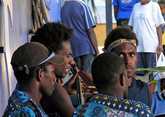 Image:Port Vila street band.jpg