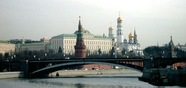 Image:2003-04-18 Moscow Kremlin.jpg