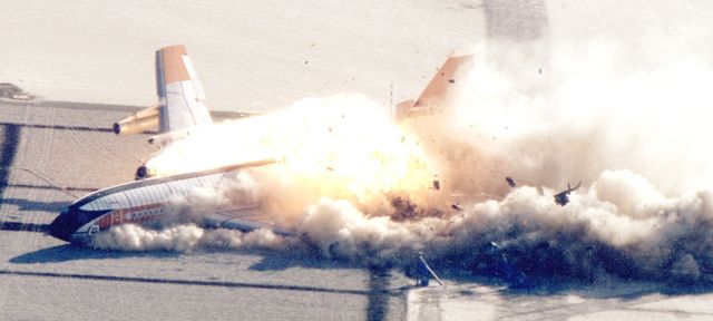Image:Boeing 720 Controlled Impact Demonstration.jpg