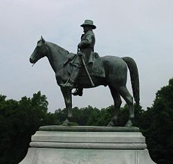 Statue of Grant astride his favorite mount, "Cincinnati", at Vicksburg, Mississippi