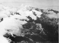 Puncak Jaya icecap 1936 USGS
