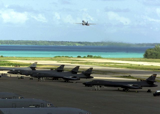 Image:B-1 Bombers on Diego Garcia.jpg