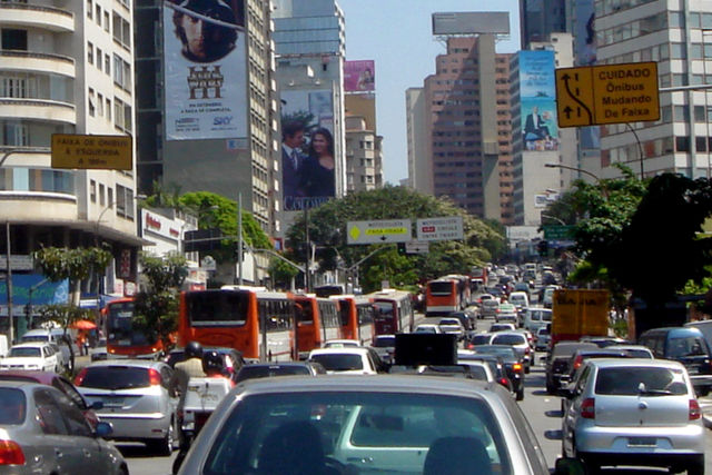 Image:Traffic jam Sao Paulo 09 2006 30.JPG
