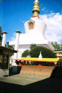 The Dro-dul Chorten Stupa is a famous stupa in Gangtok.