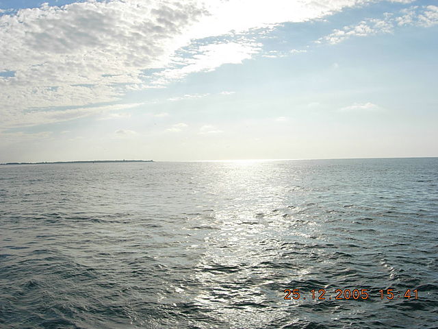 Image:St Martin Island on Bay of Bengal.JPG