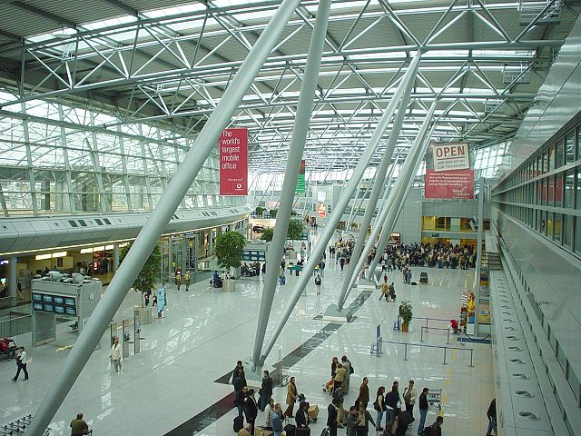 Image:Duesseldorf international terminal.jpg