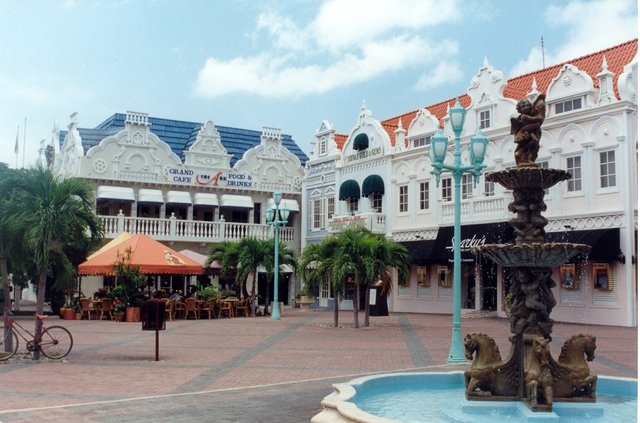 Image:Centrum Oranjestad.jpg