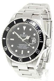 The Rolex Submariner is an officially certified chronometer