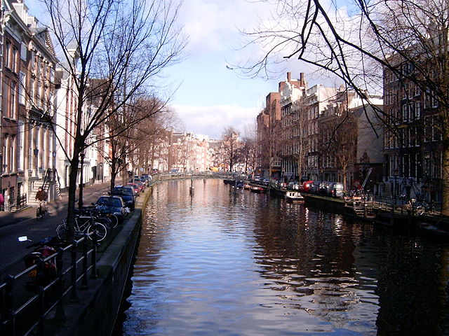 Image:Amsterdamcannel333.JPG