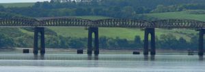 A closeup of the central section of the second Tay Bridge