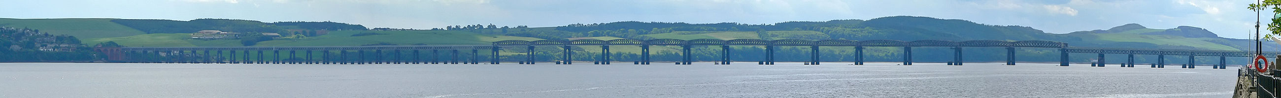 The full length of the second Tay Bridge.