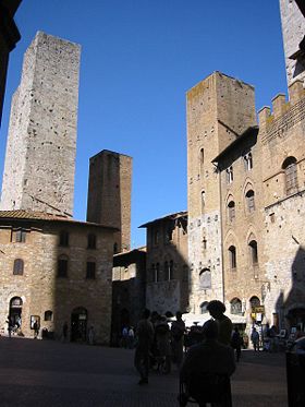 Defensive towers at San Gimignano, Tuscany, bear witness to the factional strife within communes.