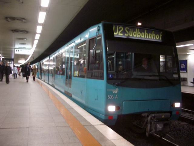 Image:Frankfurt U-Bahn Train Type U4.jpg