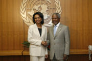 Rice appears with former UN Secretary General Annan to announce the successful passage of Resolution 1701, which imposed a ceasefire on the 2006 Israel-Lebanon conflict.