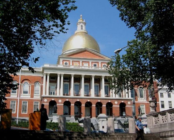 Image:Massachusetts State House frontal view.jpg