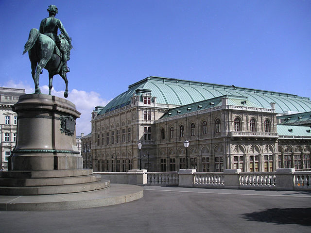 Image:Opera-Vienna-Austria-2005.jpg