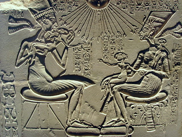 Image:Akhenaten, Nefertiti and their children.jpg