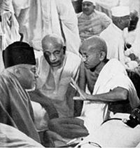 Azad, Patel and Gandhi at an AICC meeting in Bombay, 1940.