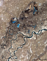 Meanders, scroll-bars and oxbow lakes in the Songhua River