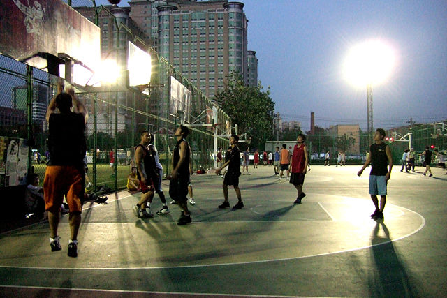Image:Wangfujingbasketball.jpg