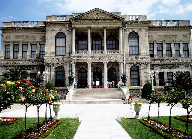 Image:Dolmabahce Palace.Turchia.JPG