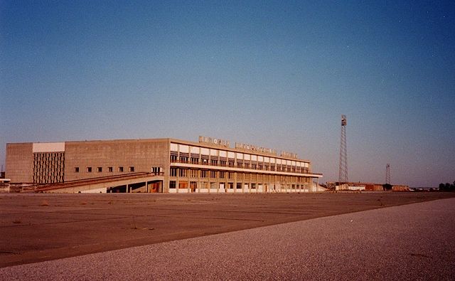 Image:Aeropuerto de Nicosia.jpg
