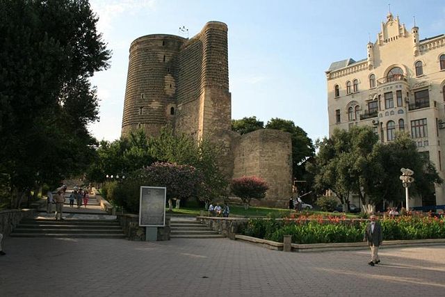 Image:Maiden Tower, Baku.jpg
