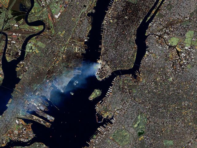 Image:Manhattan on September 12 - Landsat7.jpg