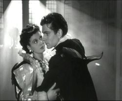 Olivier with his future second wife, Vivien Leigh, in Fire Over England (1937)